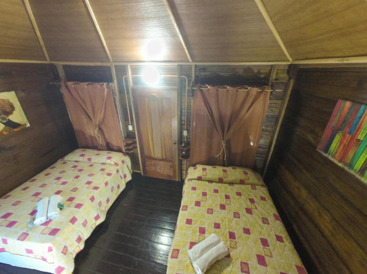 Chalet Castillo El Estor Екстер'єр фото