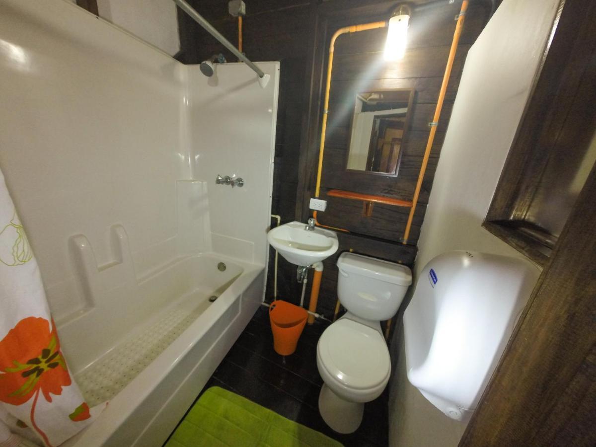 Chalet Castillo El Estor Екстер'єр фото