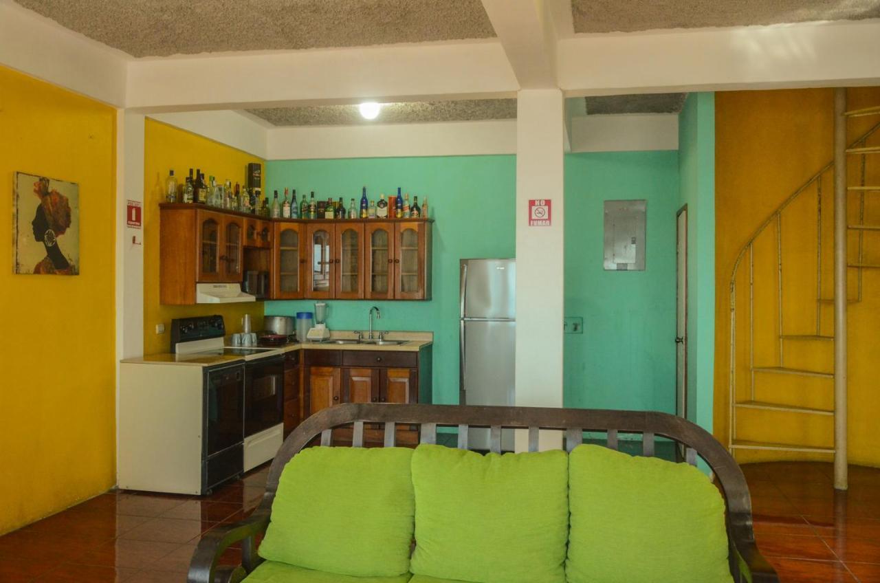 Chalet Castillo El Estor Екстер'єр фото