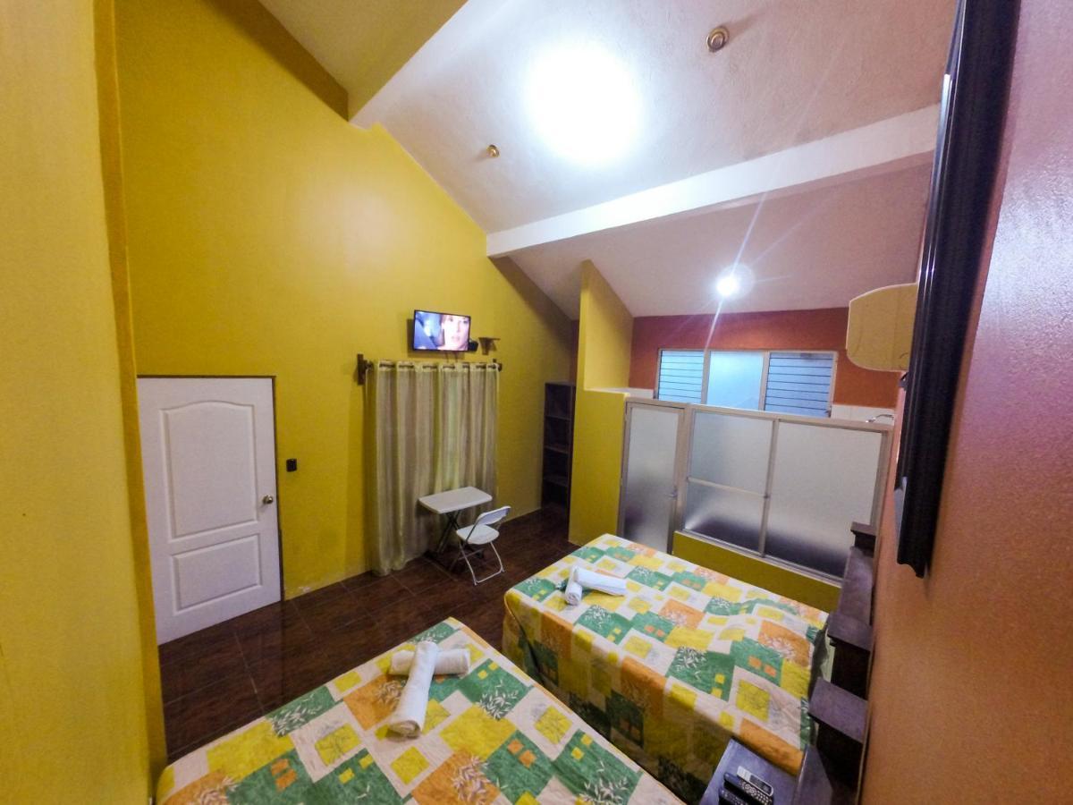 Chalet Castillo El Estor Екстер'єр фото